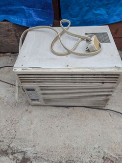 Goldstar Window Air Conditioner Unit