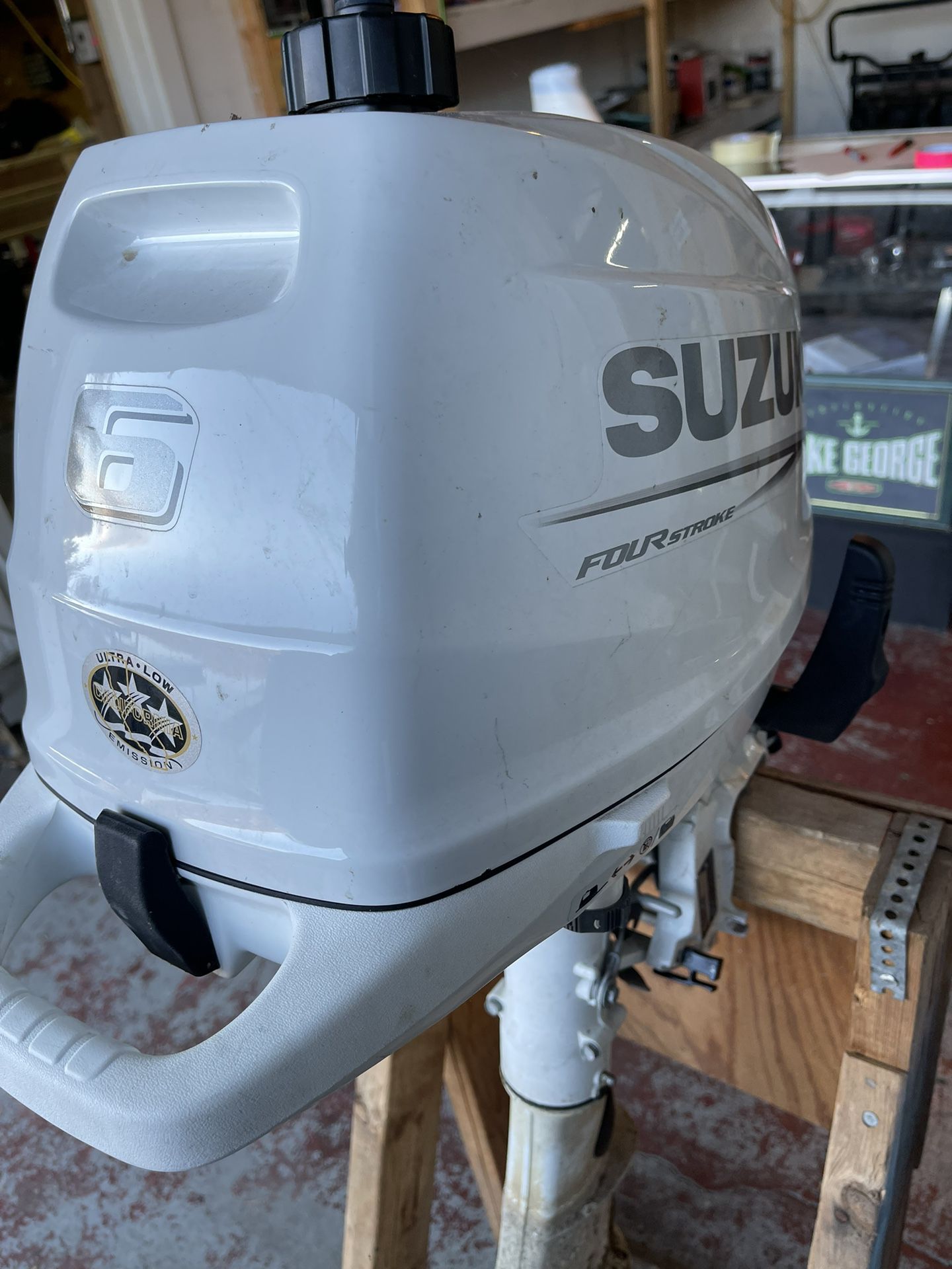 Suzuki 6 HP Outboard Motor