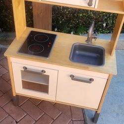 Kids Kitchen 
