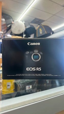 Canon Camera EOS R5 Brand New