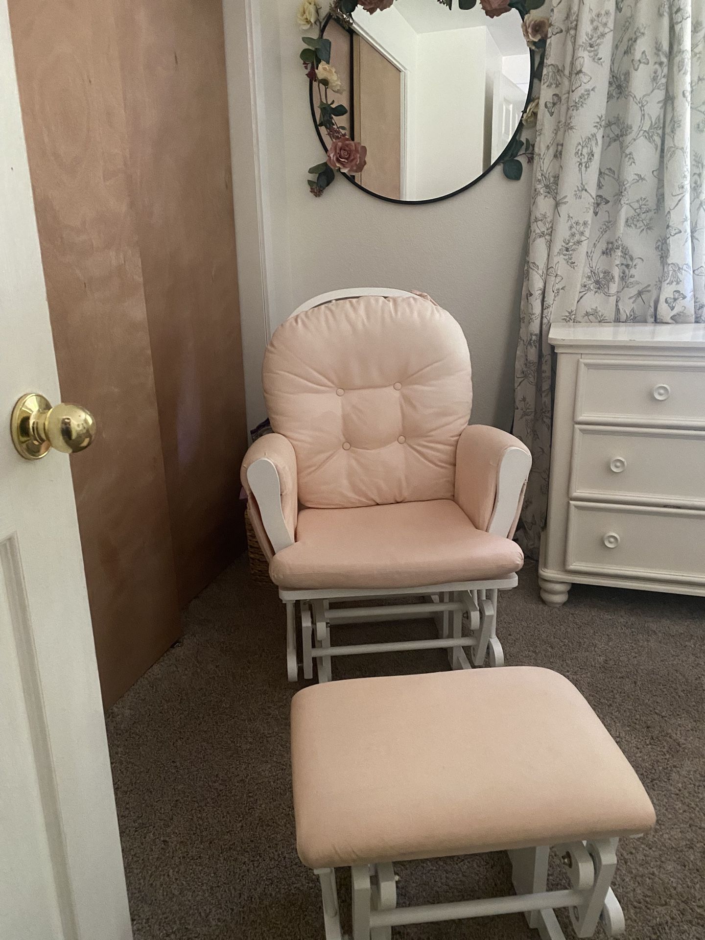 Baby Glider Rocking Chair