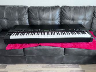 Yamaha CP 300 professional stage piano