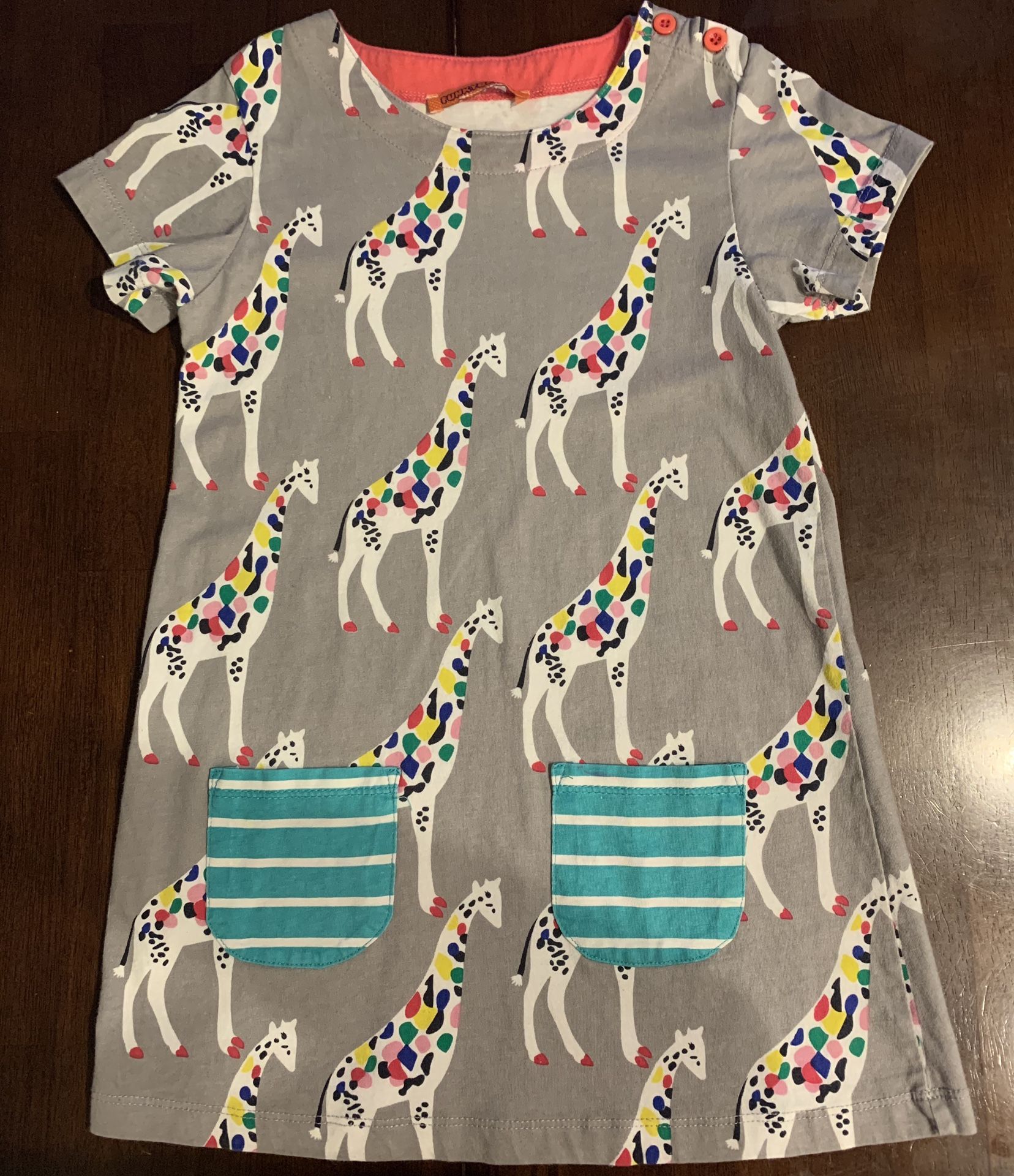 Girls 4T dress w giraffes