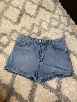 Forever 21 mom shorts