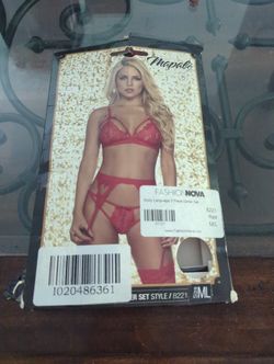 Fashion Nova Body Language 3 Piece 