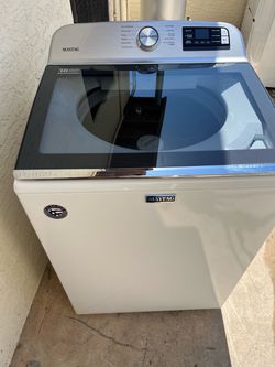 Maytag Top Load Washing Machine( delivery available)