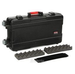 Gator Pedal Hard Case W/ Wheels 