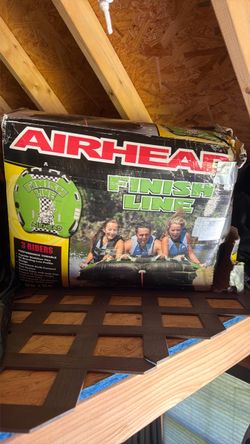 Airhead finish line 3 rider towable
