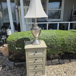 End Table/ Side Table