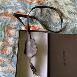 Louis Vuitton Key Chain Holder For Cell phone