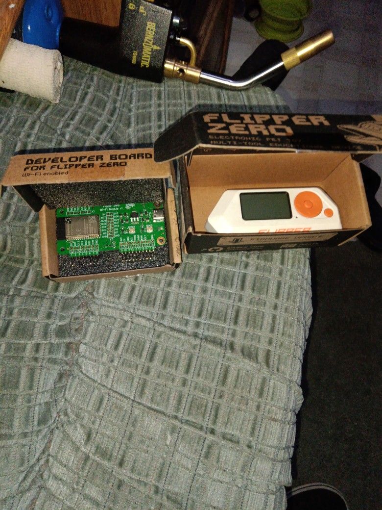 Brand new Flipper Zero With Wifi Dev Board