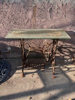 Vintage Singer Sewing Machine Glass Top Table