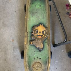 Pokémon Skateboard