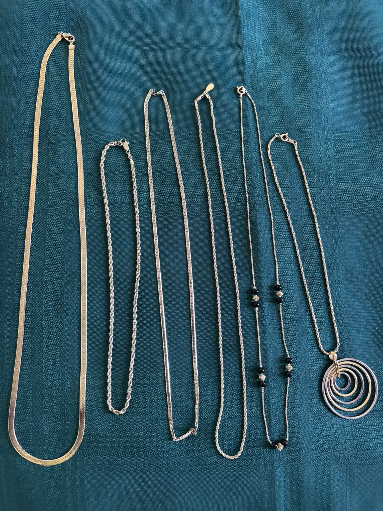 Costume Jewelry Gold Necklaces, lot of 6, excellent condition.