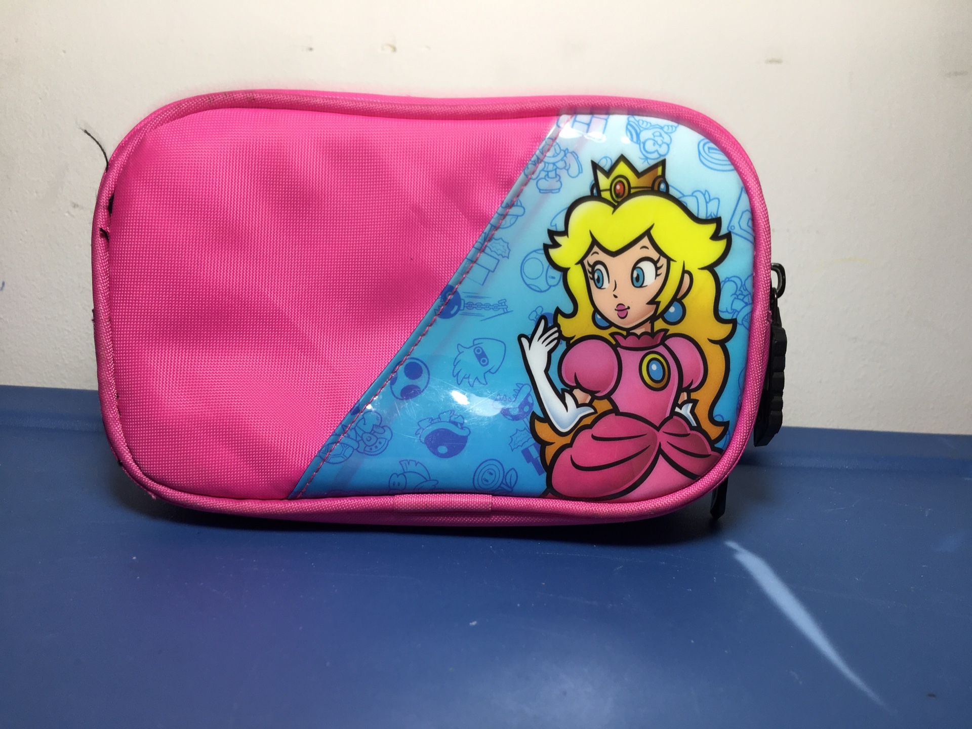 Nintendo DS Super Mario Carrying Case Princess Peach Pink Game Storage