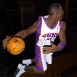 Big Basketball Player. .collectibles...12 Of Them...for All 100