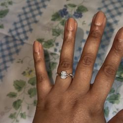 ❤️‍🔥2ct beautiful square Moissanite engangement ring ‼️ 💍 size 7