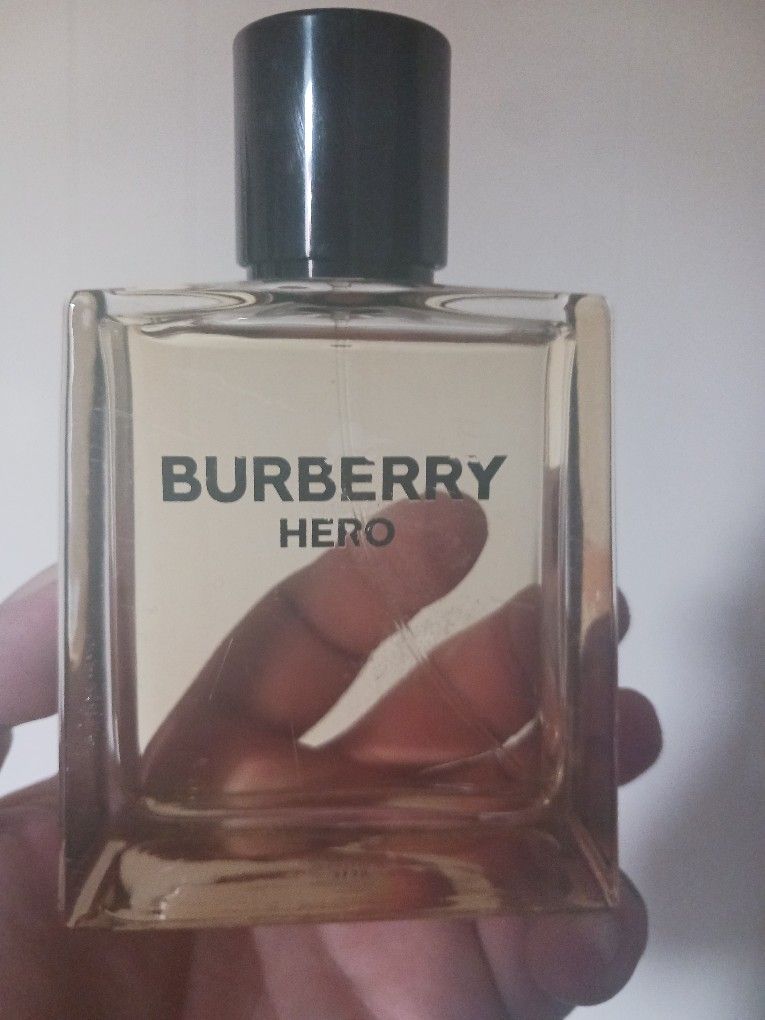 Burberry Hero Edt 3.4oz New