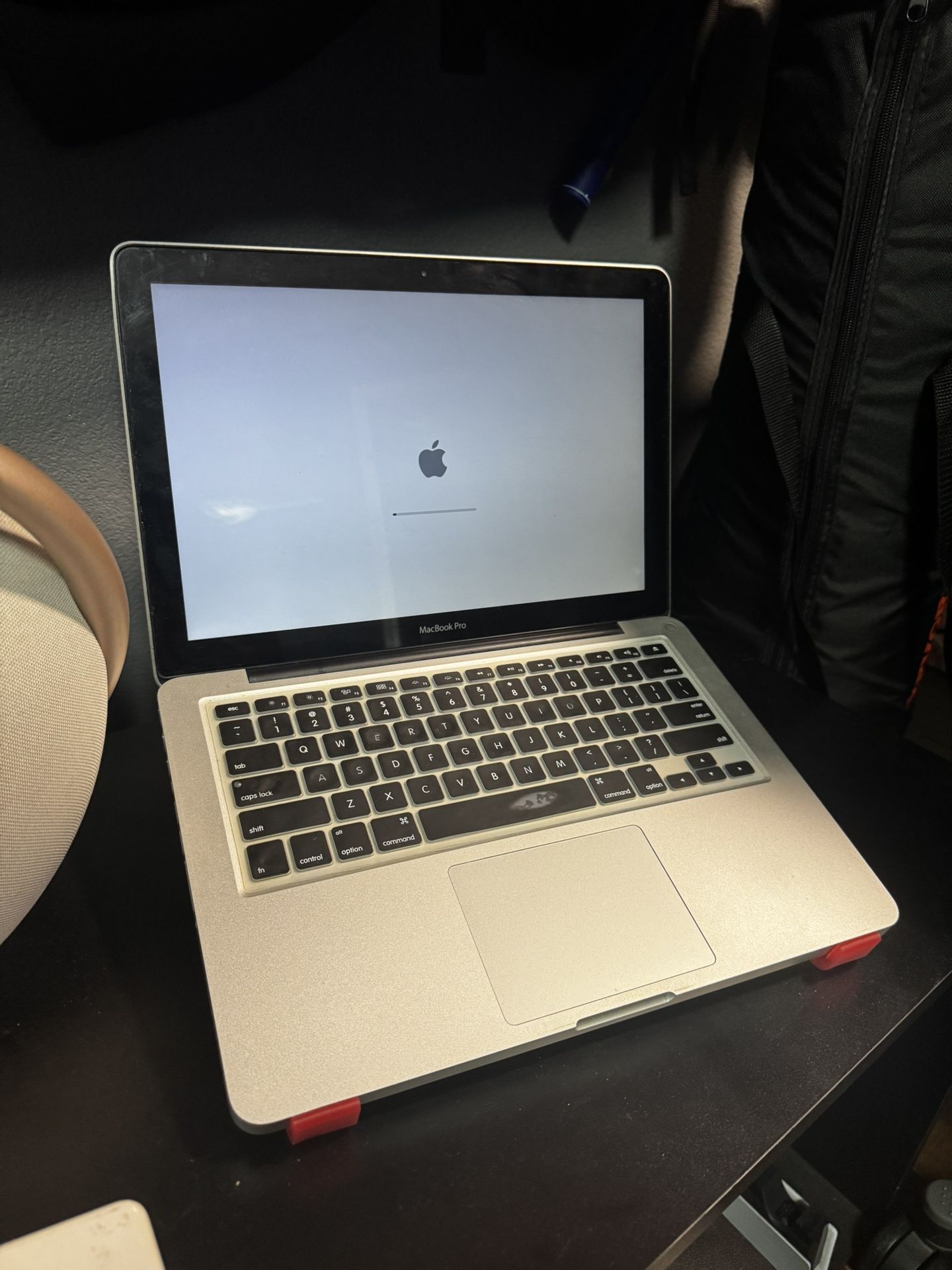 2010 MacBook Pro 13″ – Great Condition