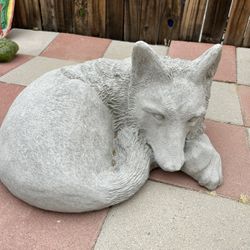 New Wolf Made Out Of Cement Perfect Gift 