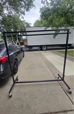 Clothing rolling rack