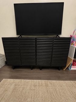 Black Cabinets