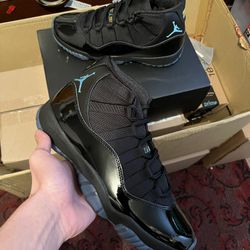 Air Jordan 11 Gamma Size 9
