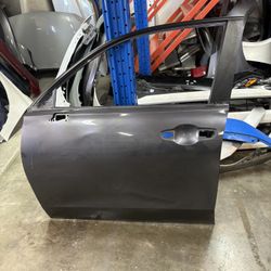 2023 - 2025 Honda Hr-v. Left Front Door 