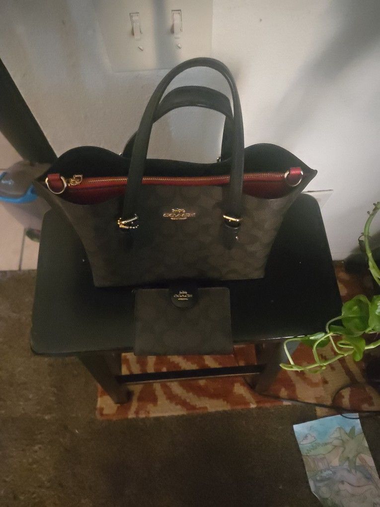 Authentic Pre-Owned COACH HANDBAG&WALLET