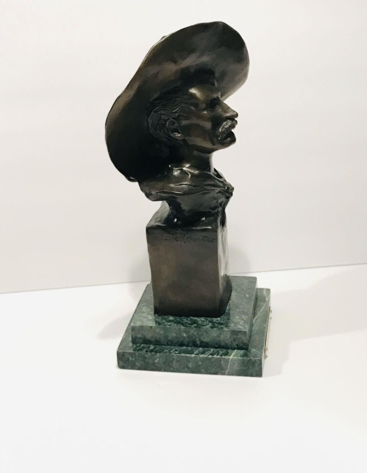 Frederic Remington “The Sergeant” Bronze Bust Statue Green Marble Base 11”