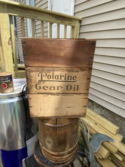 Vintage polarine gear oil wood box