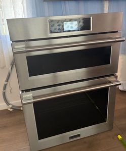 Frigidaire Professional Wall Oven