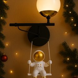 Modern Astronaut Wall Light 