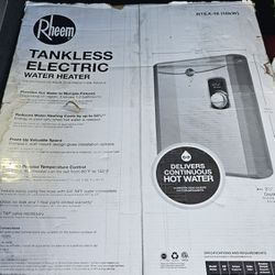  Rheem 18kW 240V Tankless Electric Water Heater