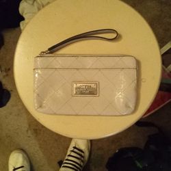 Guess Bldg 03 Lct 02 Est 1981 Wallet 