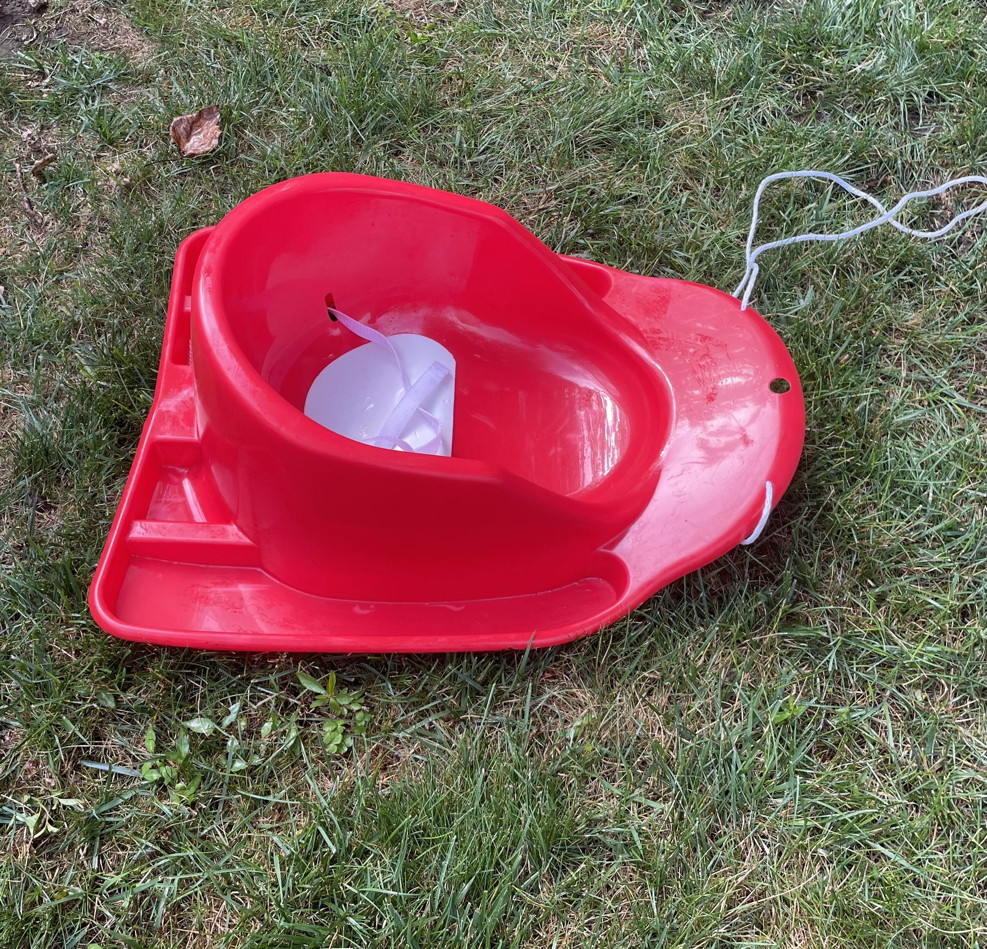 Children’s Sled With Pull Rope