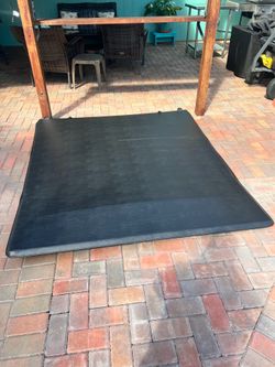 Tonneau cover
