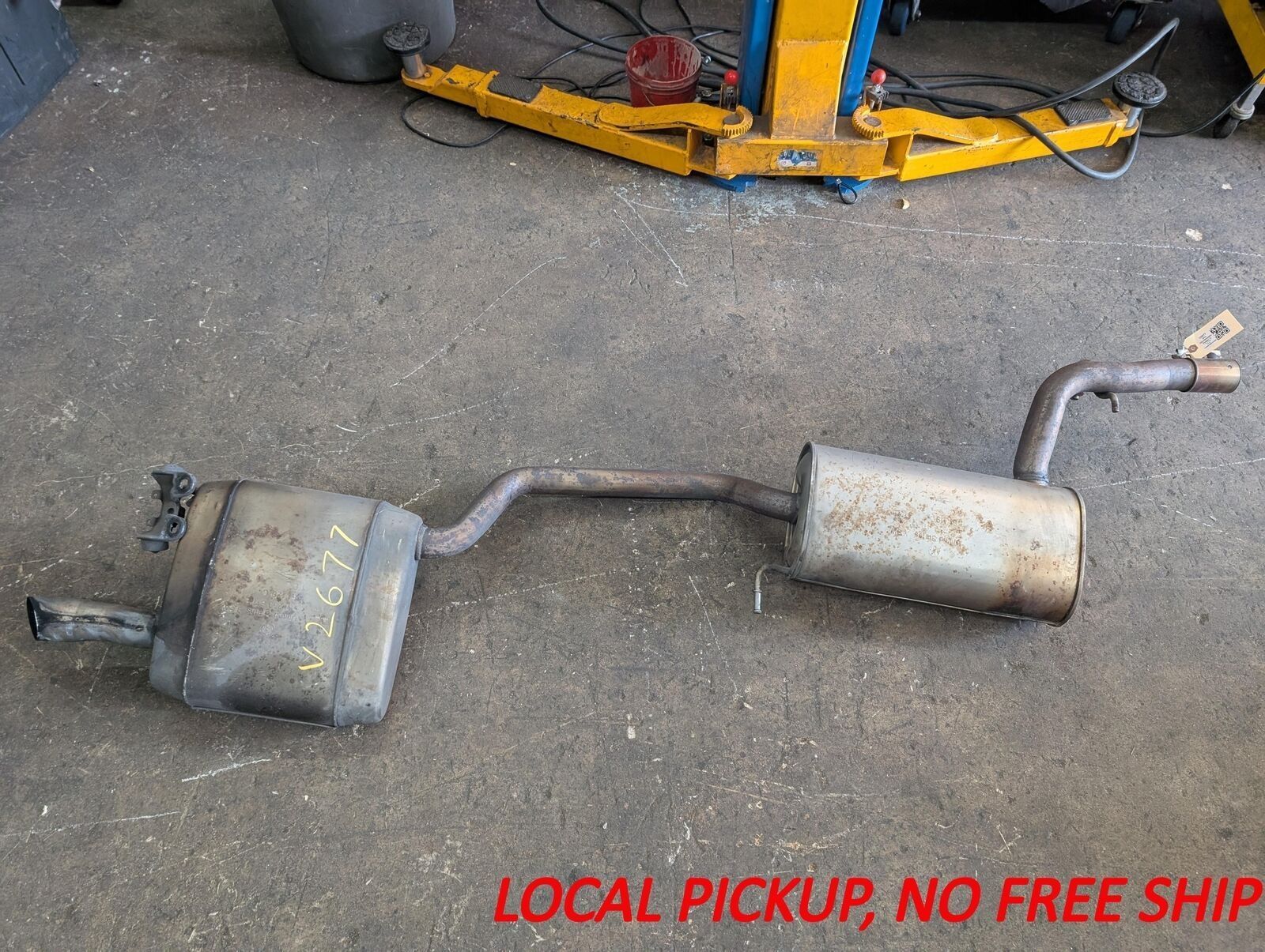 Exhaust Muffler w Resonator 2015 Volkswagen Passat 561253411D 2014 (V2677)