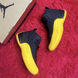 Air Jordan 12 Retro University Gold 