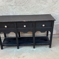 Credenza, Outdoor