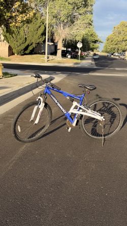 Genesis V2900 21-Speed Mountain Bike with 29” X 2.10 knobby tires. New gear changers, New cables.