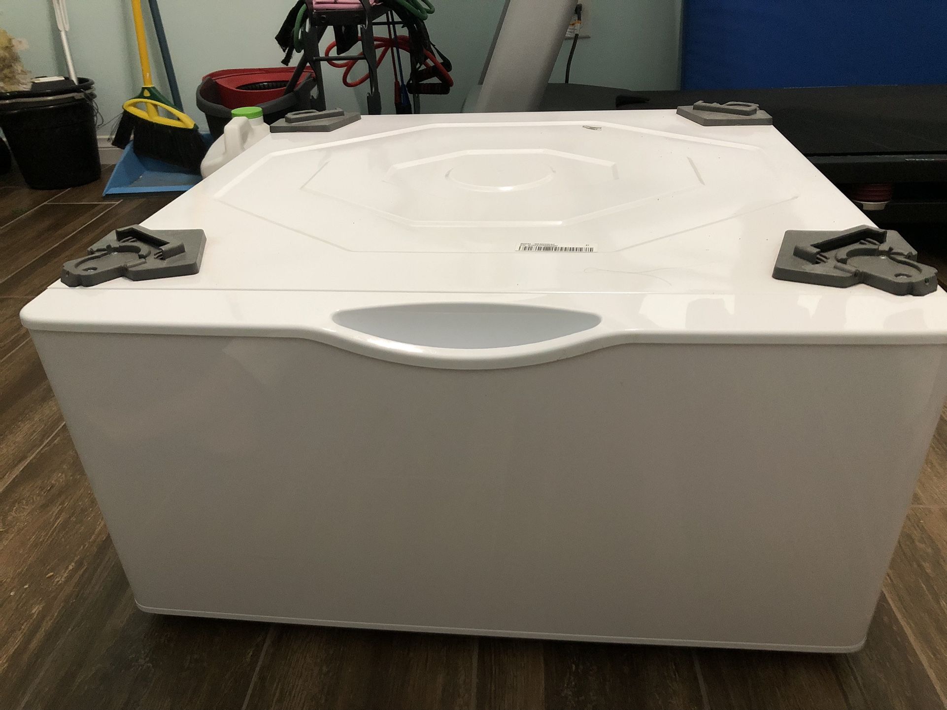 Samsung Pedestal