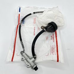 BMW S1000RRR K67 REAR BRAKE MASTER CYLINDER OEM RESERVOIR