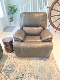 Leather electric recliner