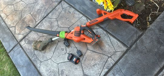 Black$ Decker leave blower and weed eater