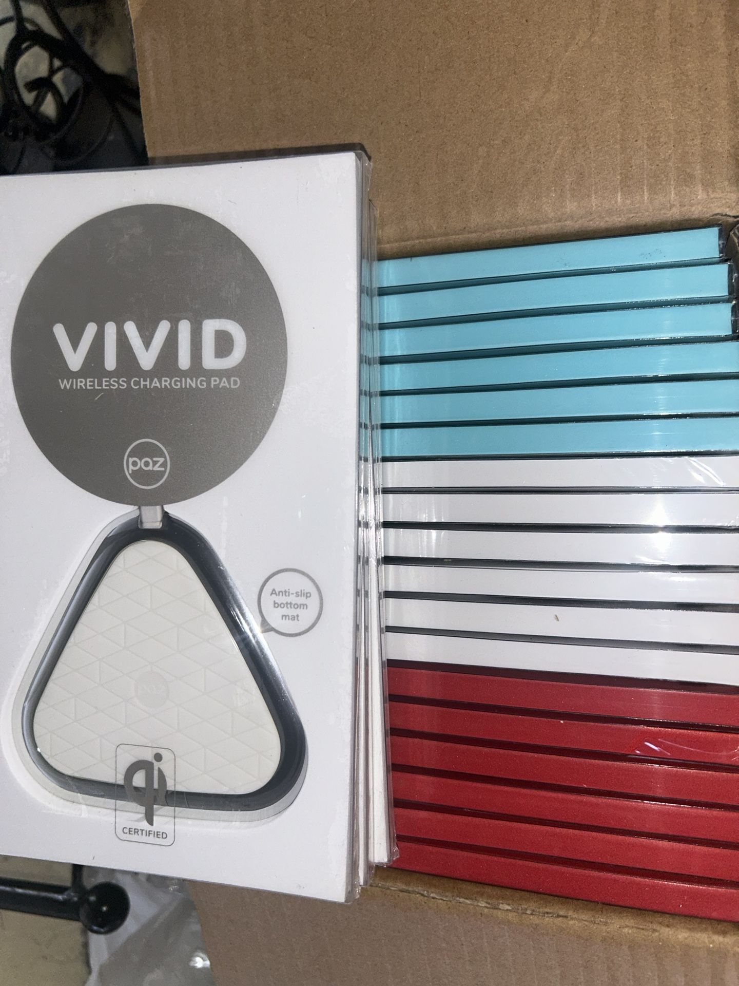 Multi-color Vivid charging pad