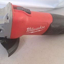 Angle Grinder 4 1/2 Milwaukee