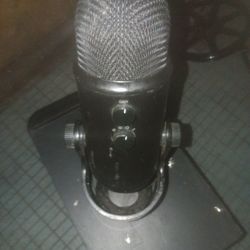 Blue Yetti Microphone 