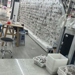 Customized Press-on Nails Business - Dropshipping Available 