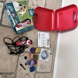 :)   ASKING $25 ✨✨✨DOG CLIPPERS🐶  WAHL DELUXE 
